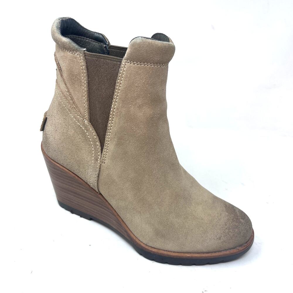 Sorel After Hours Chelsea Boot Womens Size 6‎ Beige Suede Wedge Heel Bootie